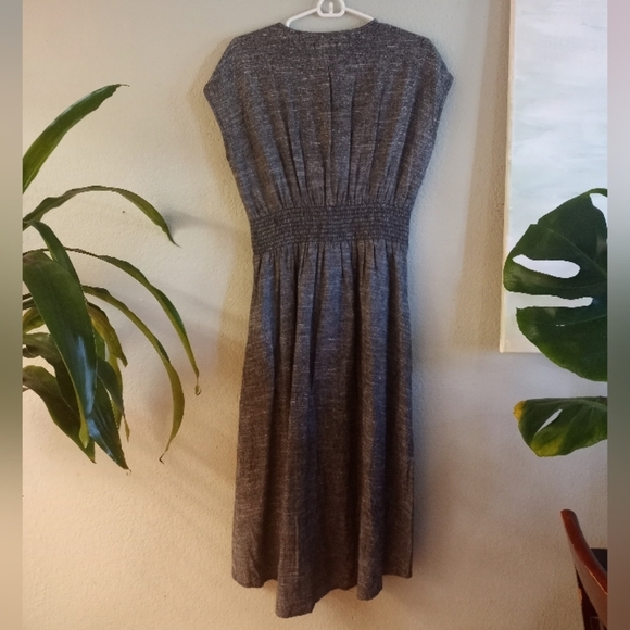 Max Studio Preppy Classic A-line Pleated V Neck Chambray Tie Belt Shirtdress - Picture 3 of 7